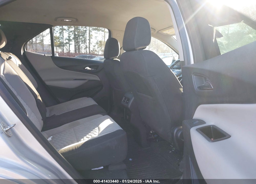 2018 CHEVROLET EQUINOX LT VIN: 3GNAXJEV4JS536042