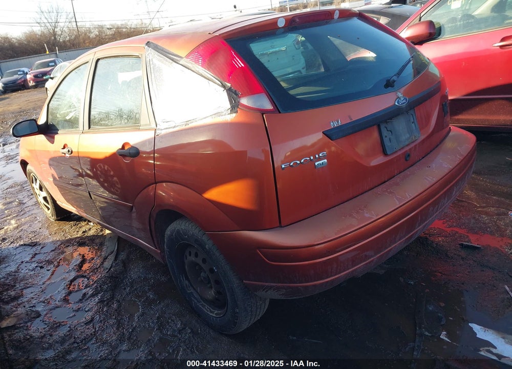 2005 FORD FOCUS ZX5 VIN: 3FAFP37N85R162061