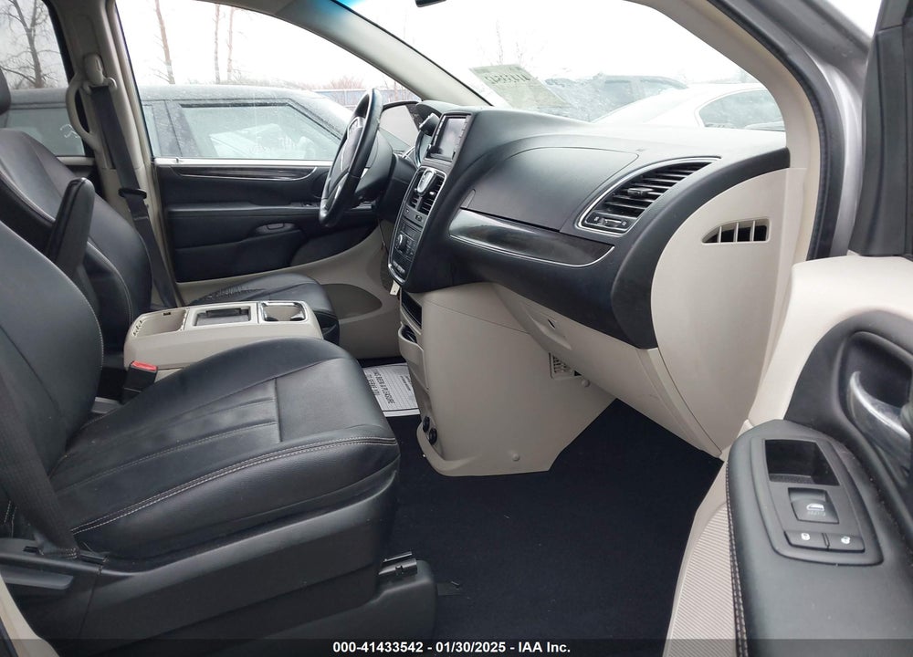 2016 CHRYSLER TOWN & COUNTRY TOURING VIN: 2C4RC1BG3GR157732