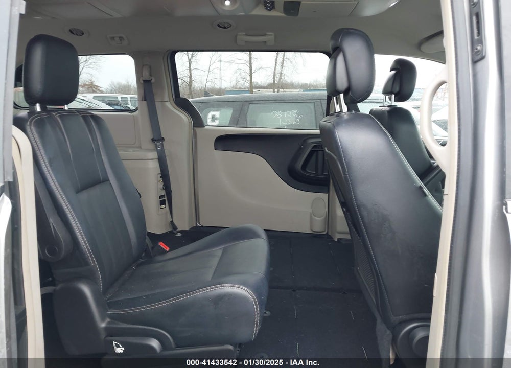 2016 CHRYSLER TOWN & COUNTRY TOURING VIN: 2C4RC1BG3GR157732