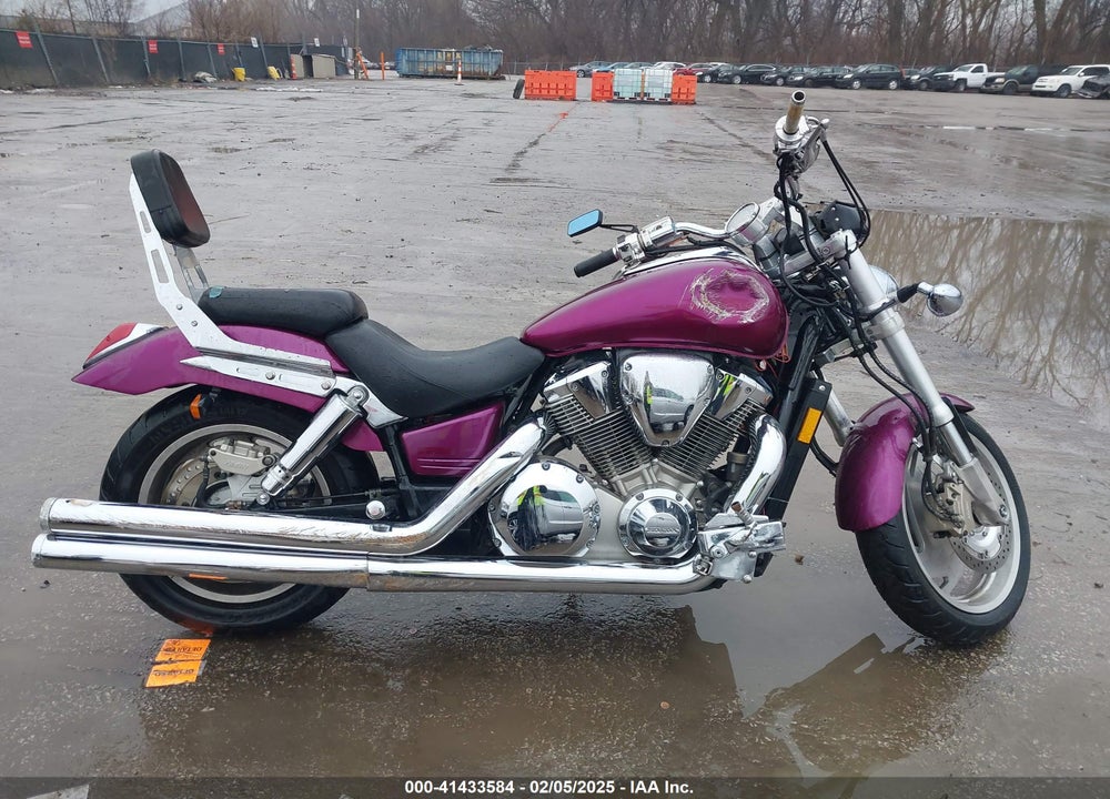 2004 HONDA VTX1800 C VIN: 1HFSC46034A202092