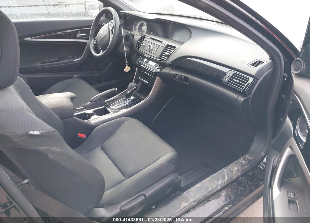 2017 HONDA ACCORD VIN: 1HGCT1B31HA008827