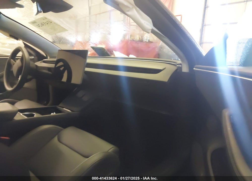 2024 TESLA MODEL 3 PERFORMANCE ALL-WHEEL DRIVE VIN: 5YJ3E1ET0RF881062