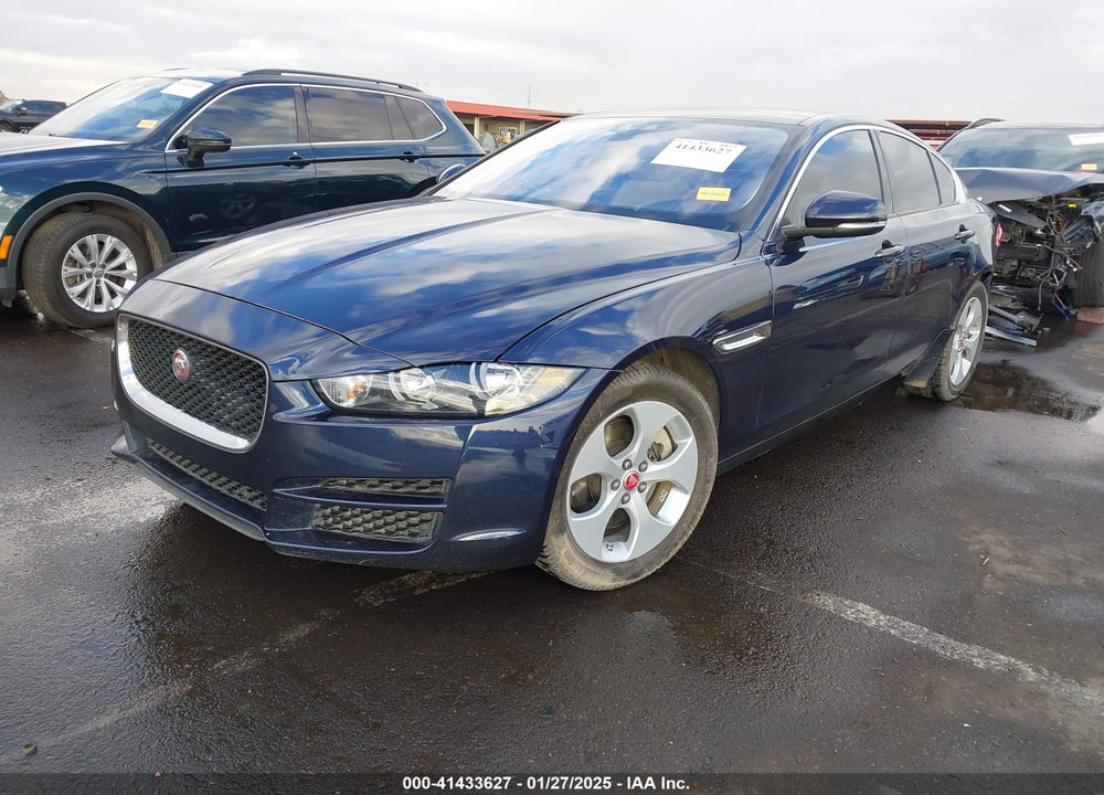 2017 JAGUAR XE VIN: SAJAR4BG1HA974864