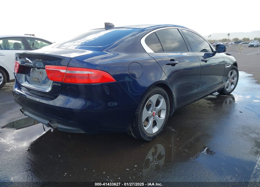 2017 JAGUAR XE VIN: SAJAR4BG1HA974864