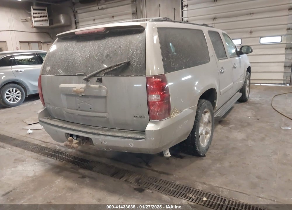 2007 CHEVROLET SUBURBAN 1500 VIN: 1GNFK16357J355897