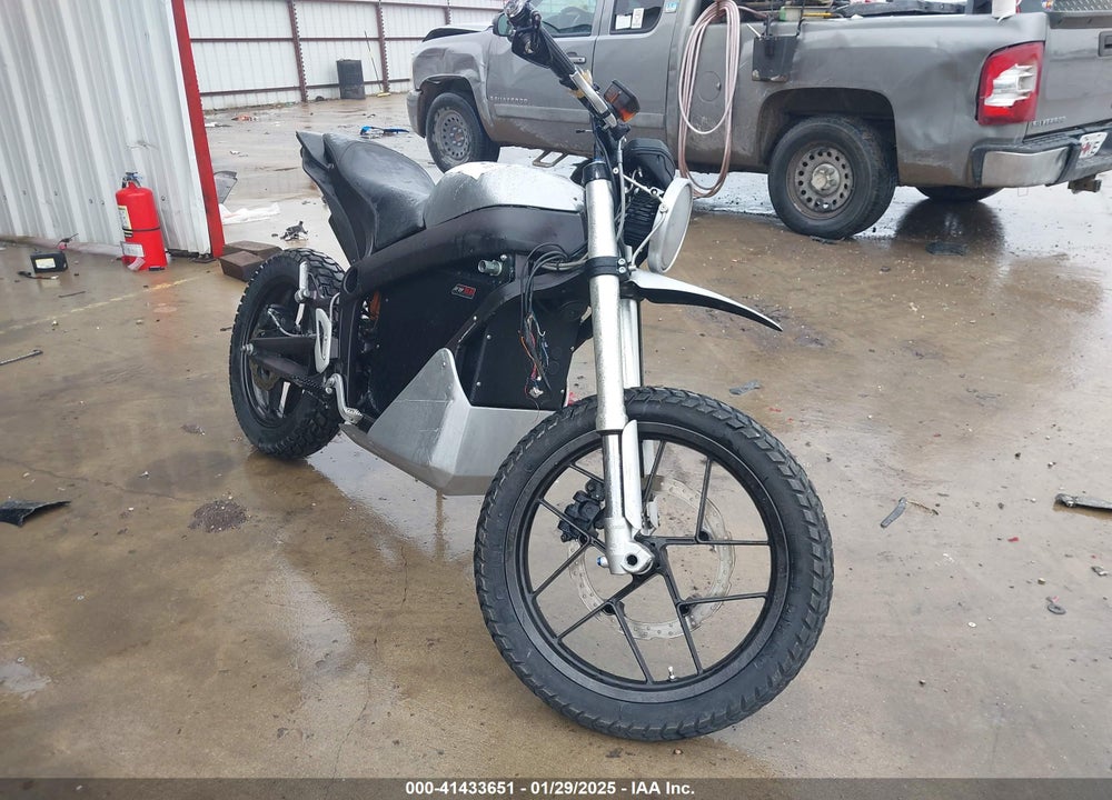 2016 ZERO MOTORCYCLES INC DS 9.8 VIN: 538SD0Z23GCB06169