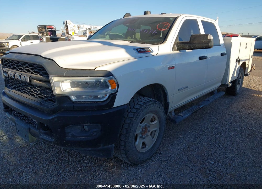 2019 RAM 2500 TRADESMAN 4X4 8' BOX VIN: 3C6UR5HJ0KG565825