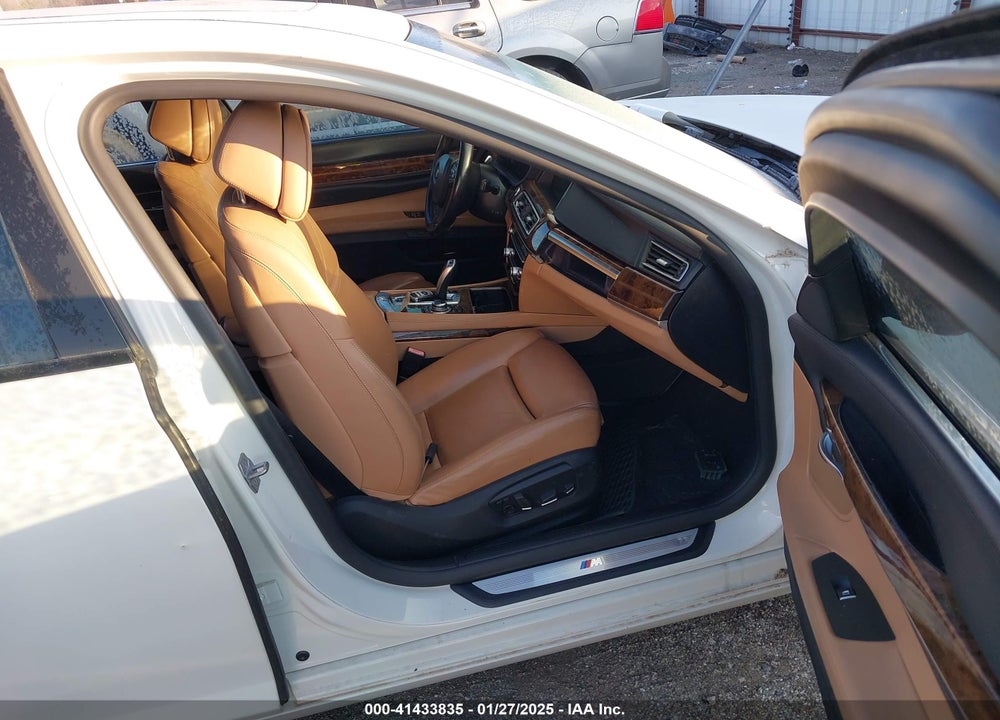 2013 BMW 740I VIN: WBAYA6C54DD143796