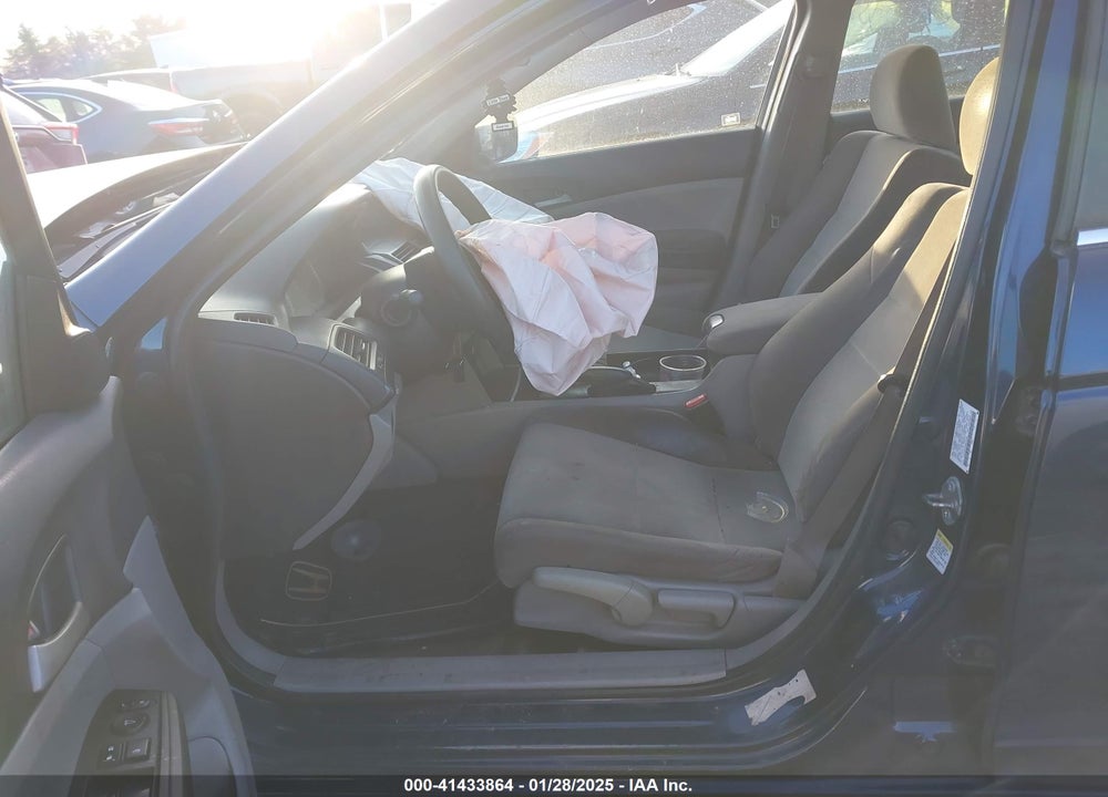 2010 HONDA ACCORD 2.4 LX VIN: 1HGCP2E32AA016754