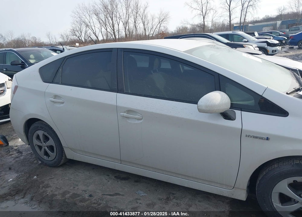 2013 TOYOTA PRIUS VIN: JTDKN3DU2D5554657