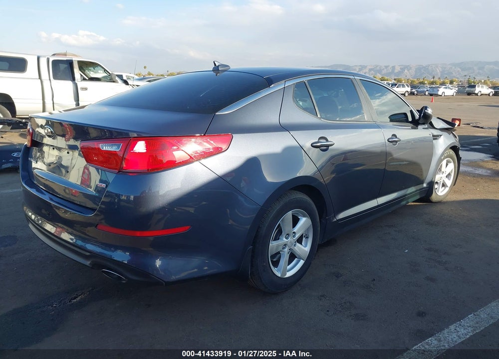 2015 KIA OPTIMA VIN: KNAGM4A74F5570341