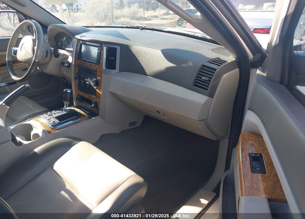 2008 JEEP GRAND CHEROKEE LIMITED VIN: 1J8HR58N68C212684