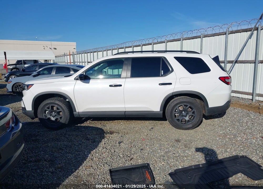 2025 HONDA PILOT TRAILSPORT VIN: 5FNYG1H63SB051817