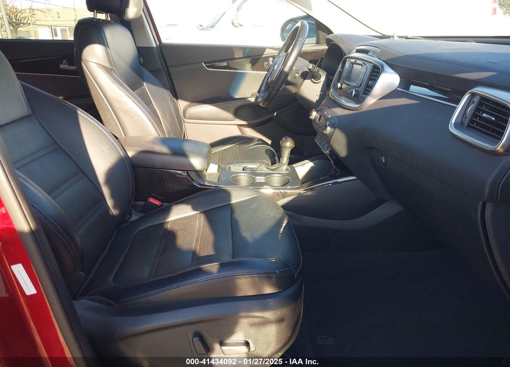 2016 KIA SORENTO 3.3L EX VIN: 5XYPH4A54GG040014