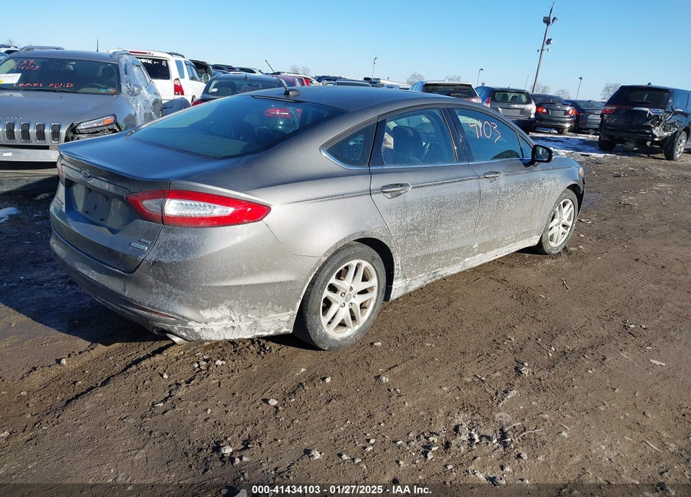 2014 FORD FUSION SE VIN: 3FA6P0HD4ER335059