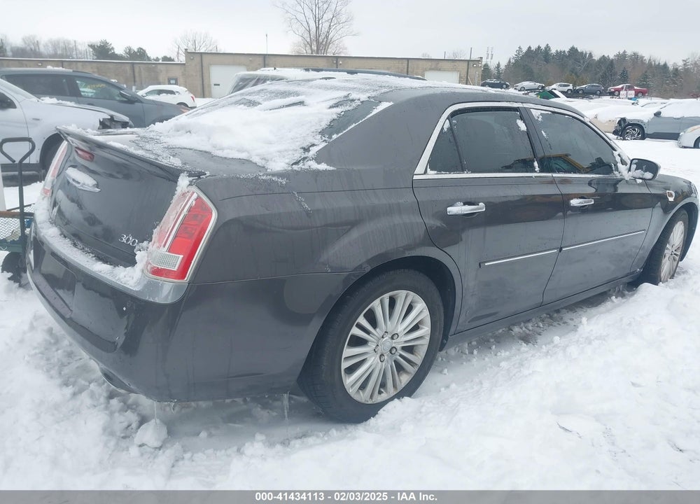 2013 CHRYSLER 300C JOHN VARVATOS LUXURY EDITION AWD VIN: 2C3CCAJTXDH621920