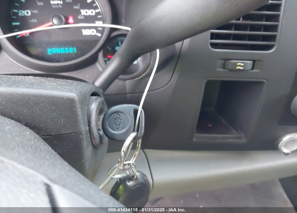 2011 CHEVROLET SILVERADO 1500 VIN: 3GCPCREA7BG199428