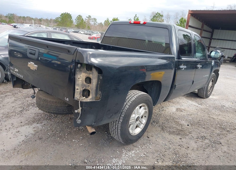 2011 CHEVROLET SILVERADO 1500 VIN: 3GCPCREA7BG199428