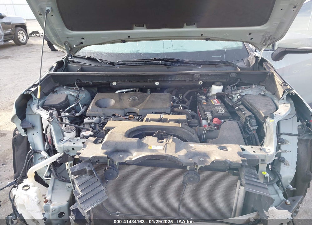 2020 TOYOTA RAV4 XLE VIN: 2T3W1RFV7LW060453