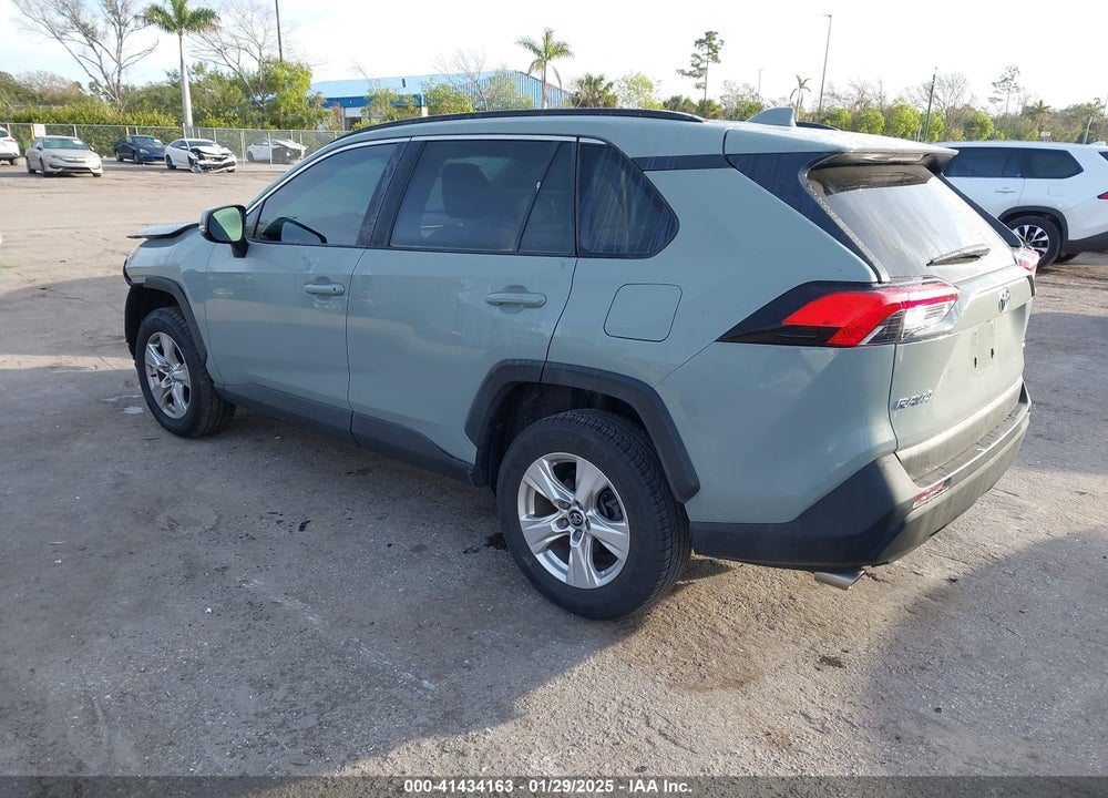 2020 TOYOTA RAV4 XLE VIN: 2T3W1RFV7LW060453