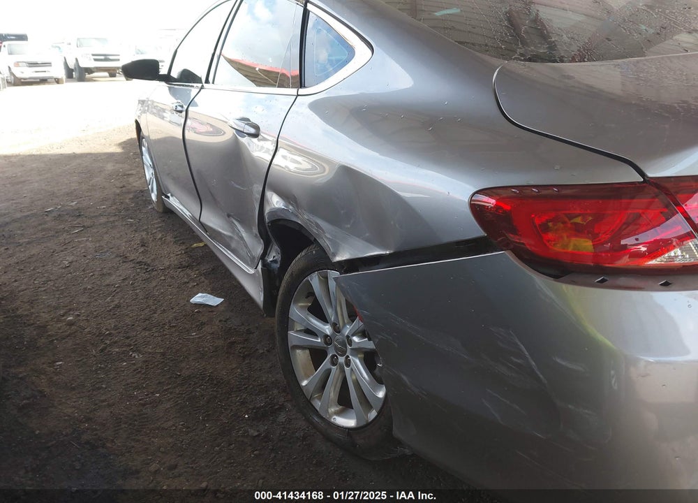 2016 CHRYSLER 200 VIN: 1C3CCCAB5GN140911