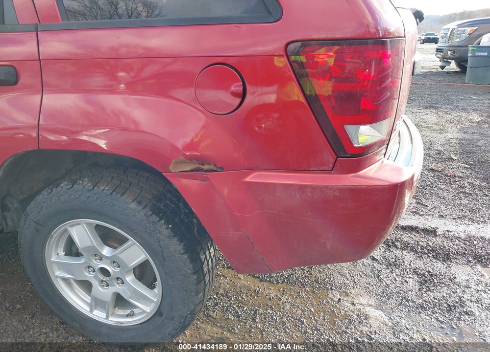 2005 JEEP GRAND CHEROKEE LAREDO VIN: 1J4HR48N15C530381