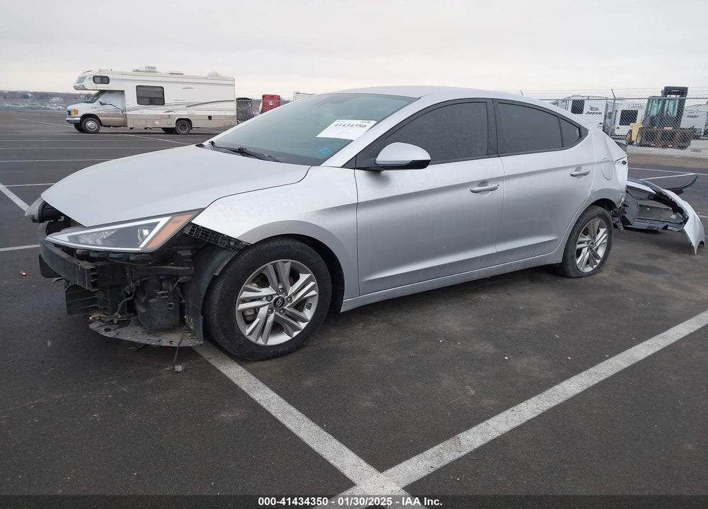 2019 HYUNDAI ELANTRA VIN: KMHD84LF7KU773329