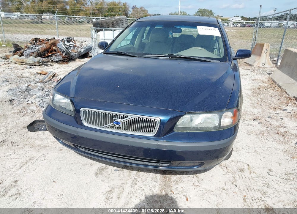 2004 VOLVO V70 2.4 VIN: YV1SW61T742356310