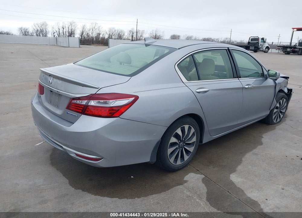 2017 HONDA ACCORD HYBRID VIN: JHMCR6F39HC002054