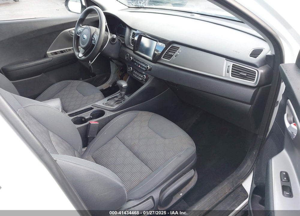 2019 KIA NIRO LX VIN: KNDCB3LC8K5284207