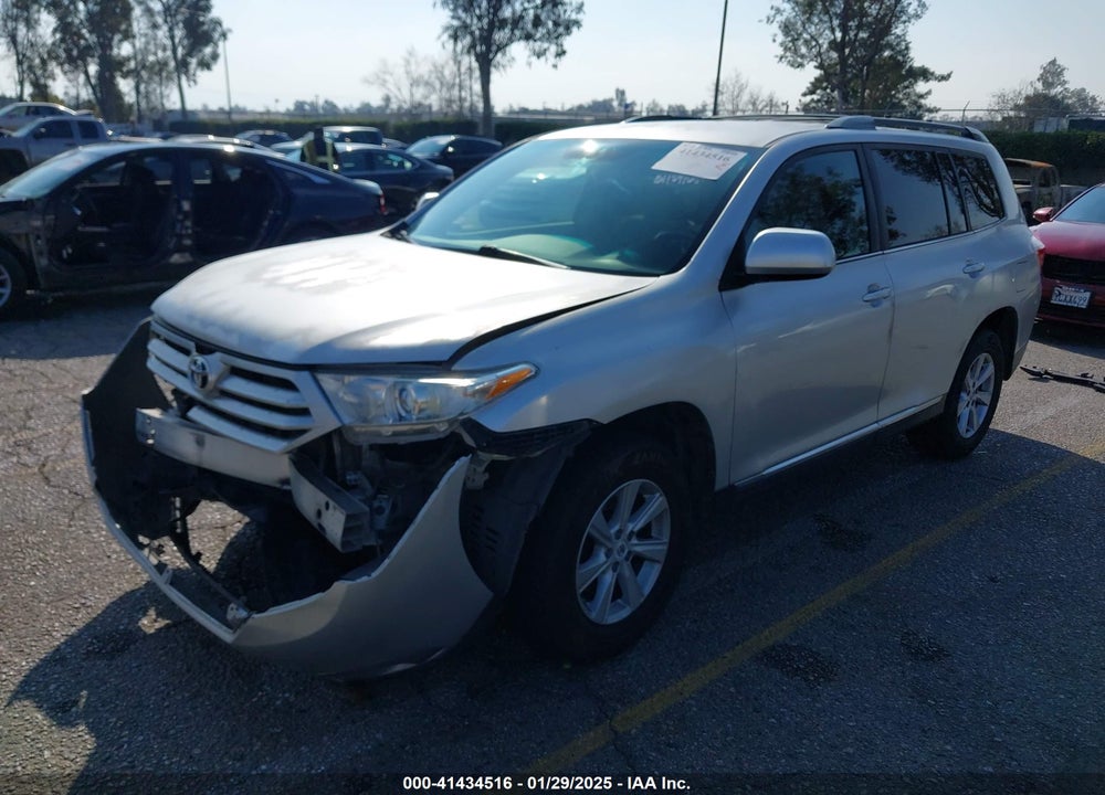 2011 TOYOTA HIGHLANDER VIN: 5TDZK3EH4BS039725