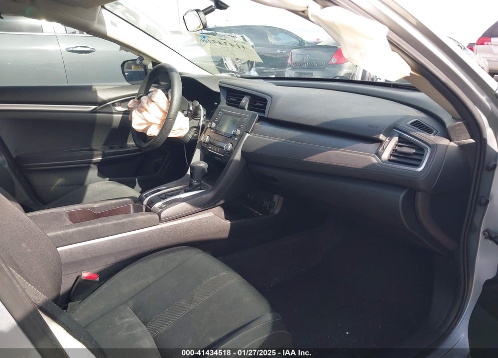 2018 HONDA CIVIC VIN: 2HGFC2F50JH533173