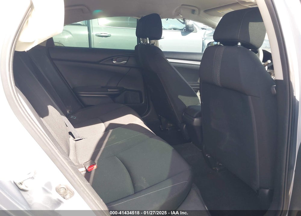 2018 HONDA CIVIC VIN: 2HGFC2F50JH533173