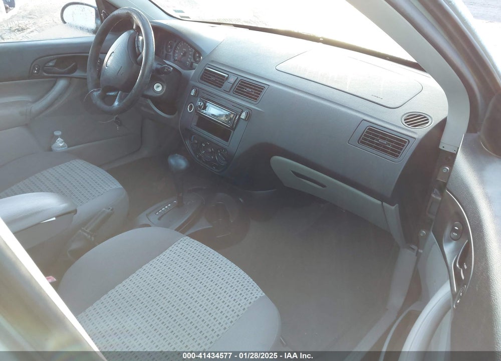 2006 FORD FOCUS ZX4 VIN: 1FAHP34N36W156986