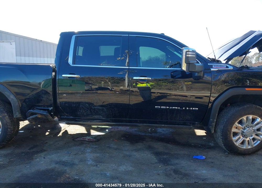 2023 GMC SIERRA 2500HD 4WD  STANDARD BED DENALI VIN: 1GT49REY7PF181356