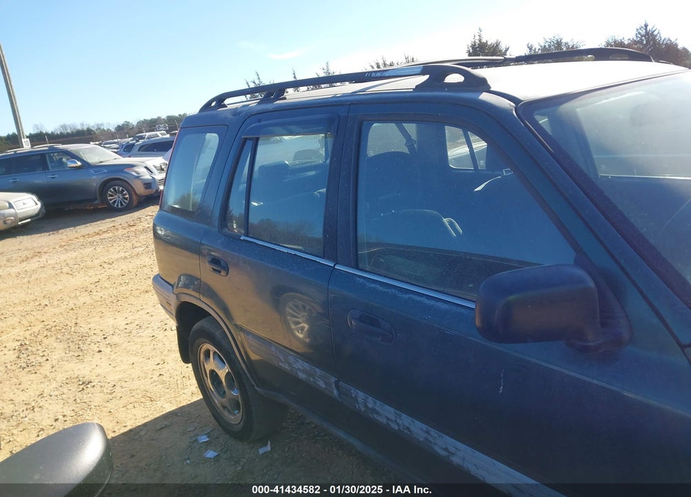2001 HONDA CR-V LX VIN: JHLRD284X1S012017