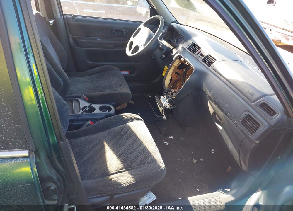 2001 HONDA CR-V LX VIN: JHLRD284X1S012017
