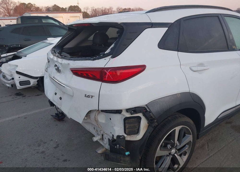 2018 HYUNDAI KONA VIN: KM8K33A52JU146580