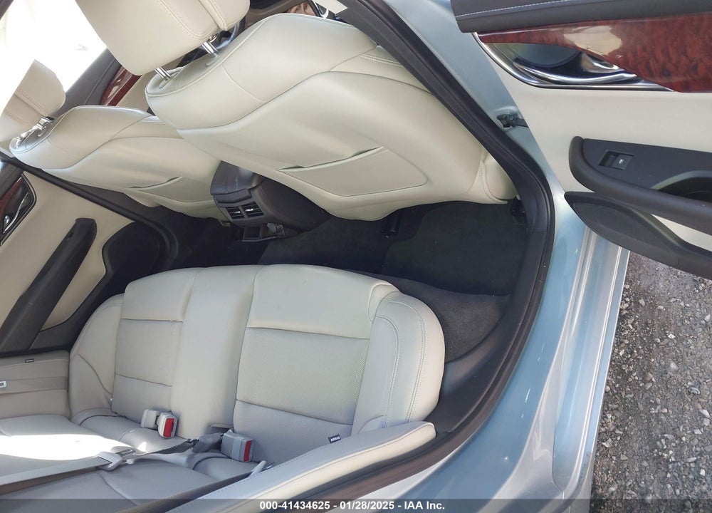 2013 CADILLAC ATS VIN: 1G6AF5S36D0136259