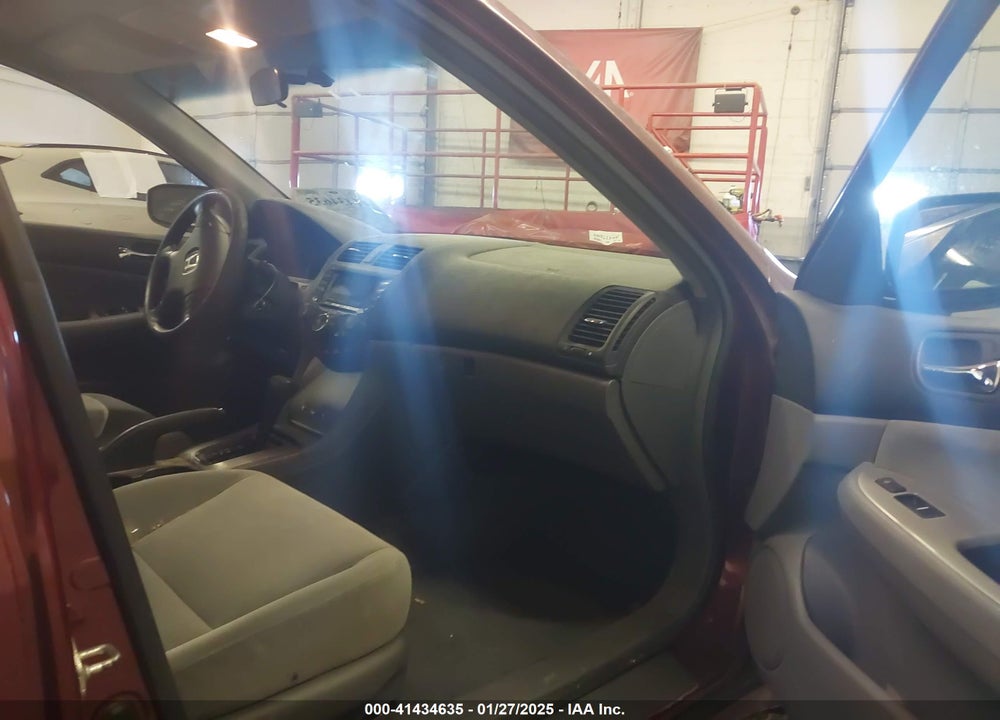 2003 HONDA ACCORD 2.4 EX VIN: 1HGCM56673A132389
