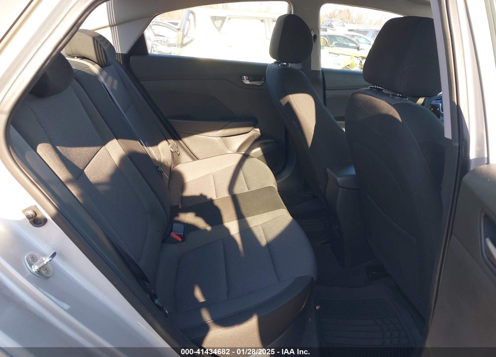 2019 HYUNDAI ACCENT VIN: 3KPC24A37KE039217