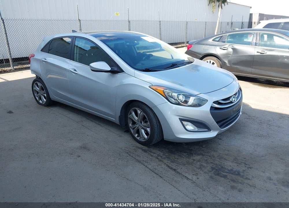 2013 HYUNDAI ELANTRA GT VIN: KMHD35LE7DU122250