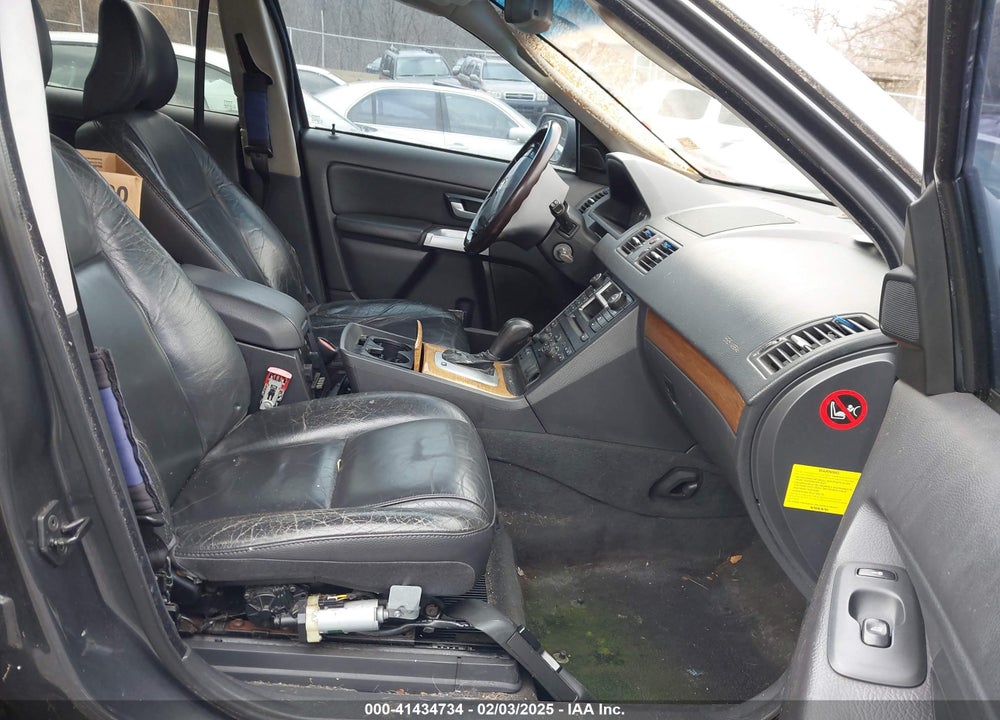 2005 VOLVO XC90 T6 VIN: YV1CZ852351218067