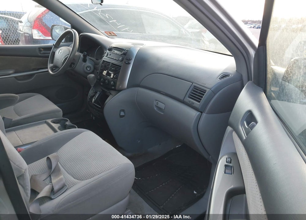 2009 TOYOTA SIENNA LE VIN: 5TDZK23C59S236379