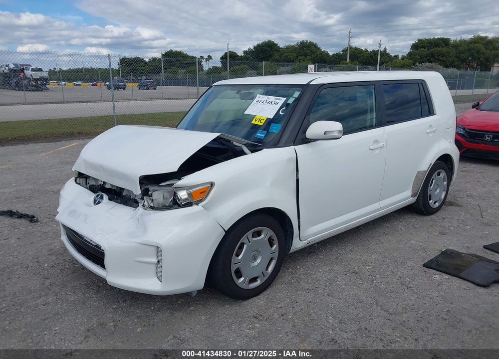2014 SCION XB VIN: JTLZE4FEXEJ052647
