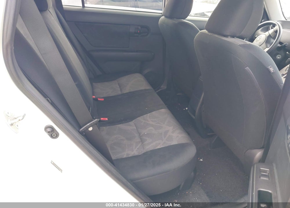 2014 SCION XB VIN: JTLZE4FEXEJ052647