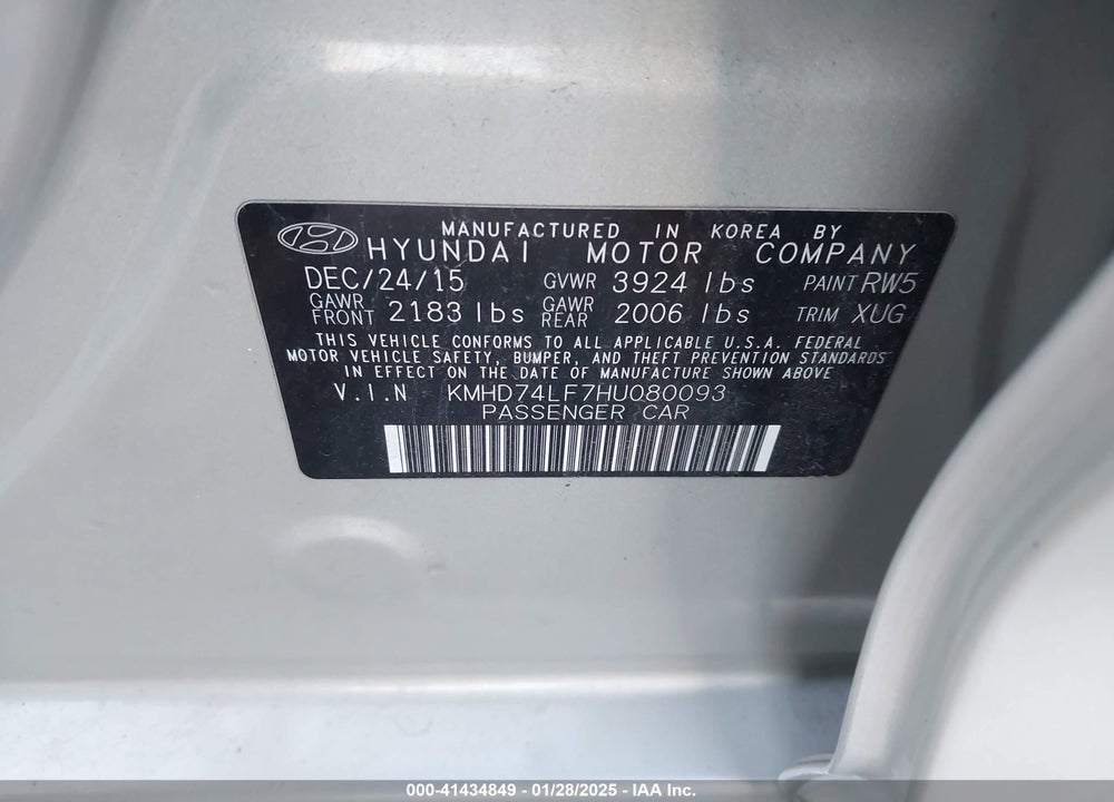 2017 HYUNDAI ELANTRA VIN: KMHD74LF7HU080093