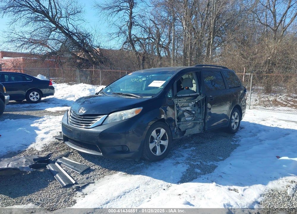 2011 TOYOTA SIENNA LE V6 VIN: 5TDKK3DC0BS140624