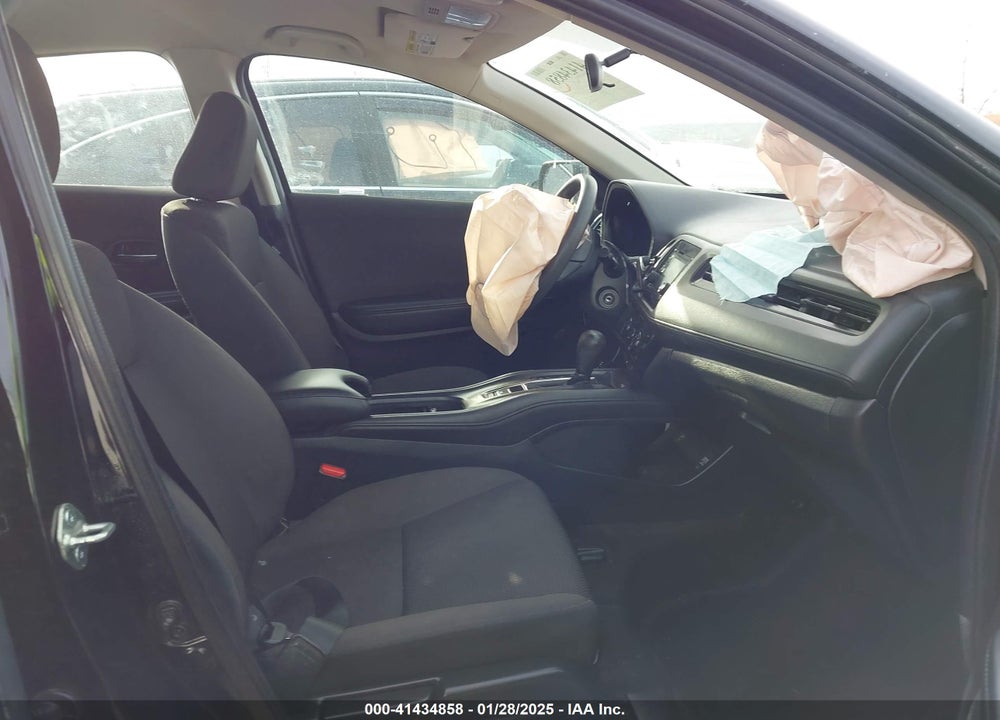 2019 HONDA HR-V LX VIN: 3CZRU6H3XKG707855